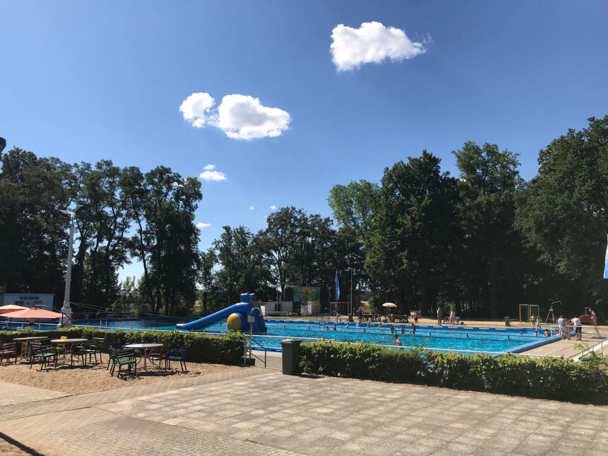 Pension Am Waldbad Seehausen  Eksteriør billede